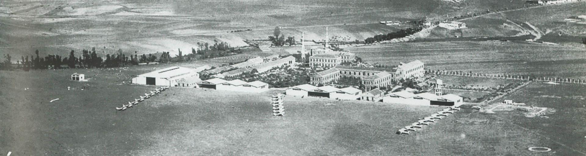Imagen aérea histórica del Aeródromo Militar de León