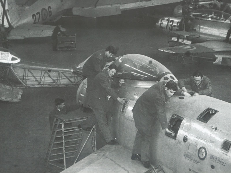 Los vetustos Heinkel-111 con los modernos F-86 Sabre