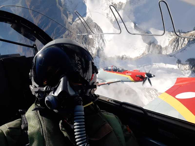 Cuatro nuevos instructores del PC-21 finalizan su formación en Suiza