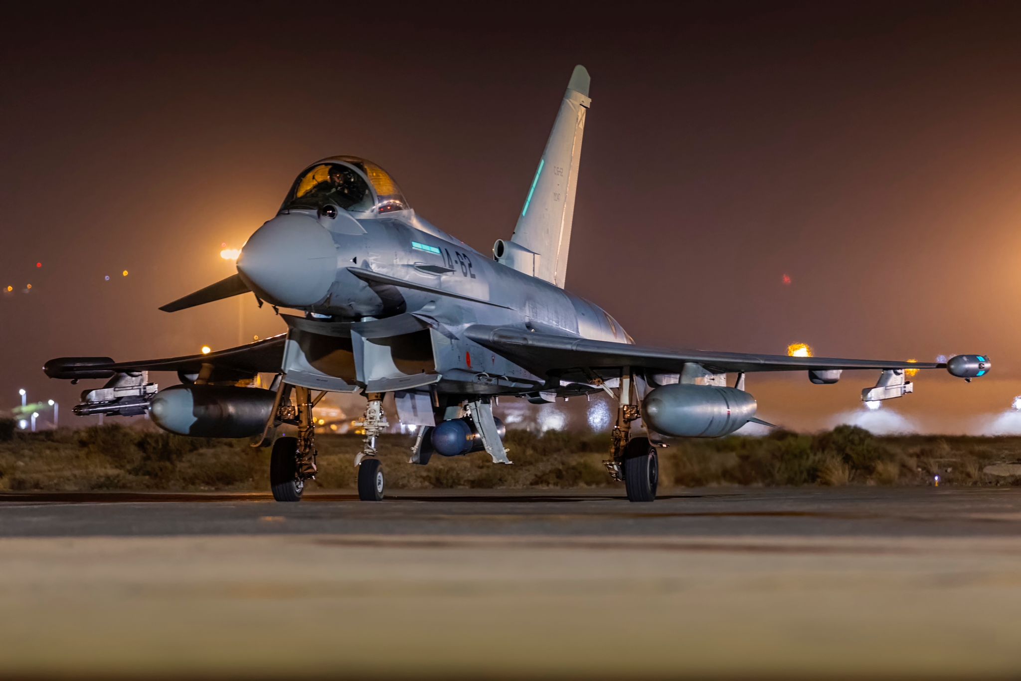 Imagen de Eurofighter aterrizando después del entrenamiento