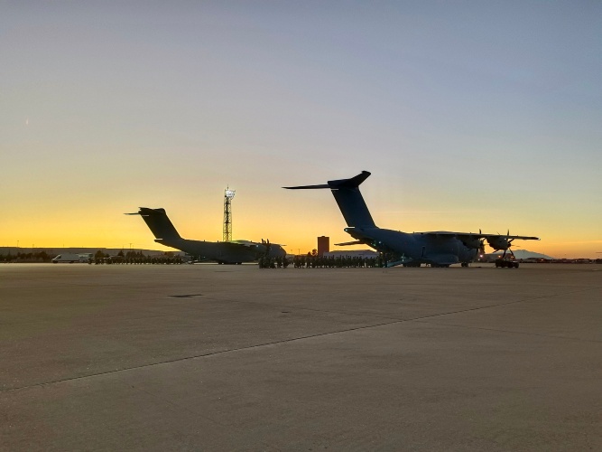 Imagen de Aviones T23 en la Base Aérea de Zaragoza