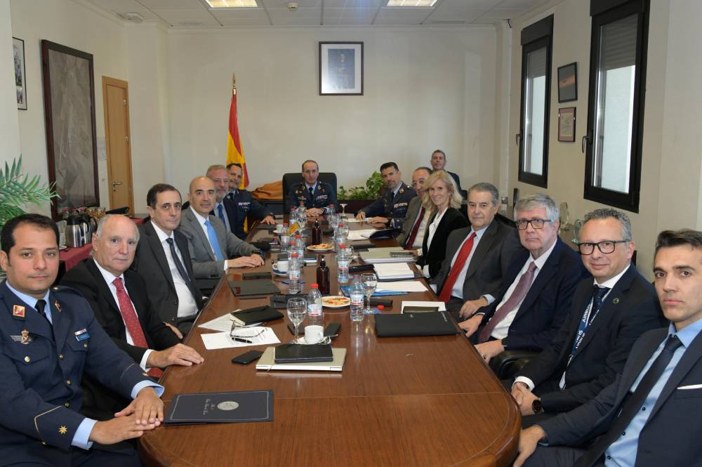 Imagen de Reunión de la 8ª reunión del Comité de Seguridad de Airbus en la Base Aérea de Morón