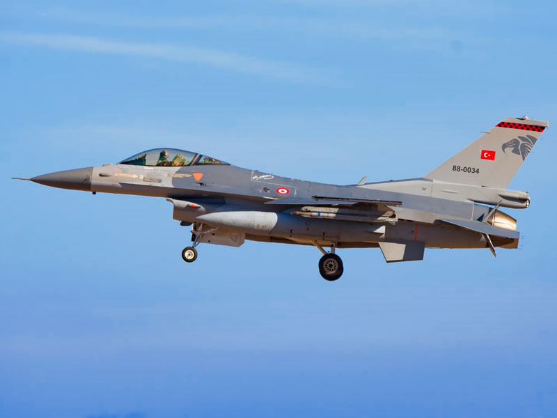 F-16 del 151 SQN turco